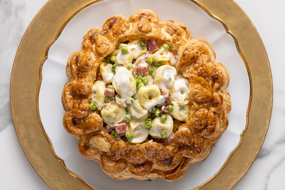 Vol au vent ripieno di tortellini Vol au vent ripieno di tortellini