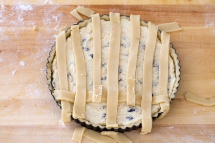 Preparazione Crostata di ricotta e uvetta - Fase 4 Preparazione Crostata di ricotta e uvetta - Fase 4