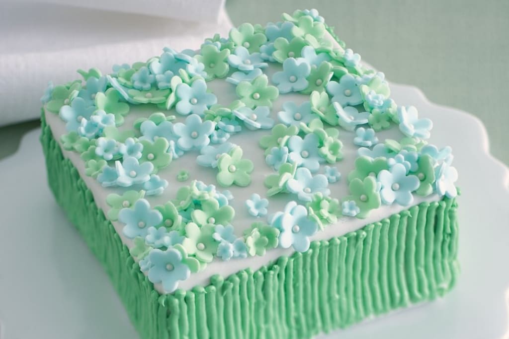 Ricetta Torta di compleanno cake design - Cucchiaio d Argento