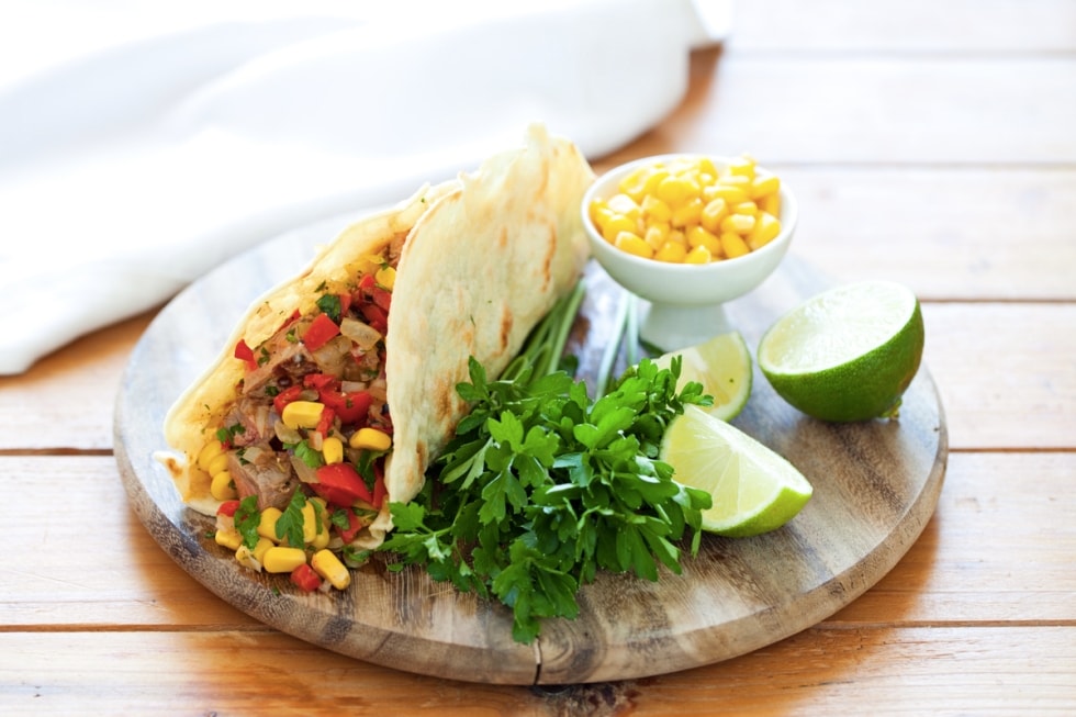 Tacos con carne alla griglia e verdure ricetta