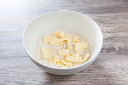 Preparazione Barrette di avena alle fragoline  - Fase 1 Preparazione Barrette di avena alle fragoline  - Fase 1