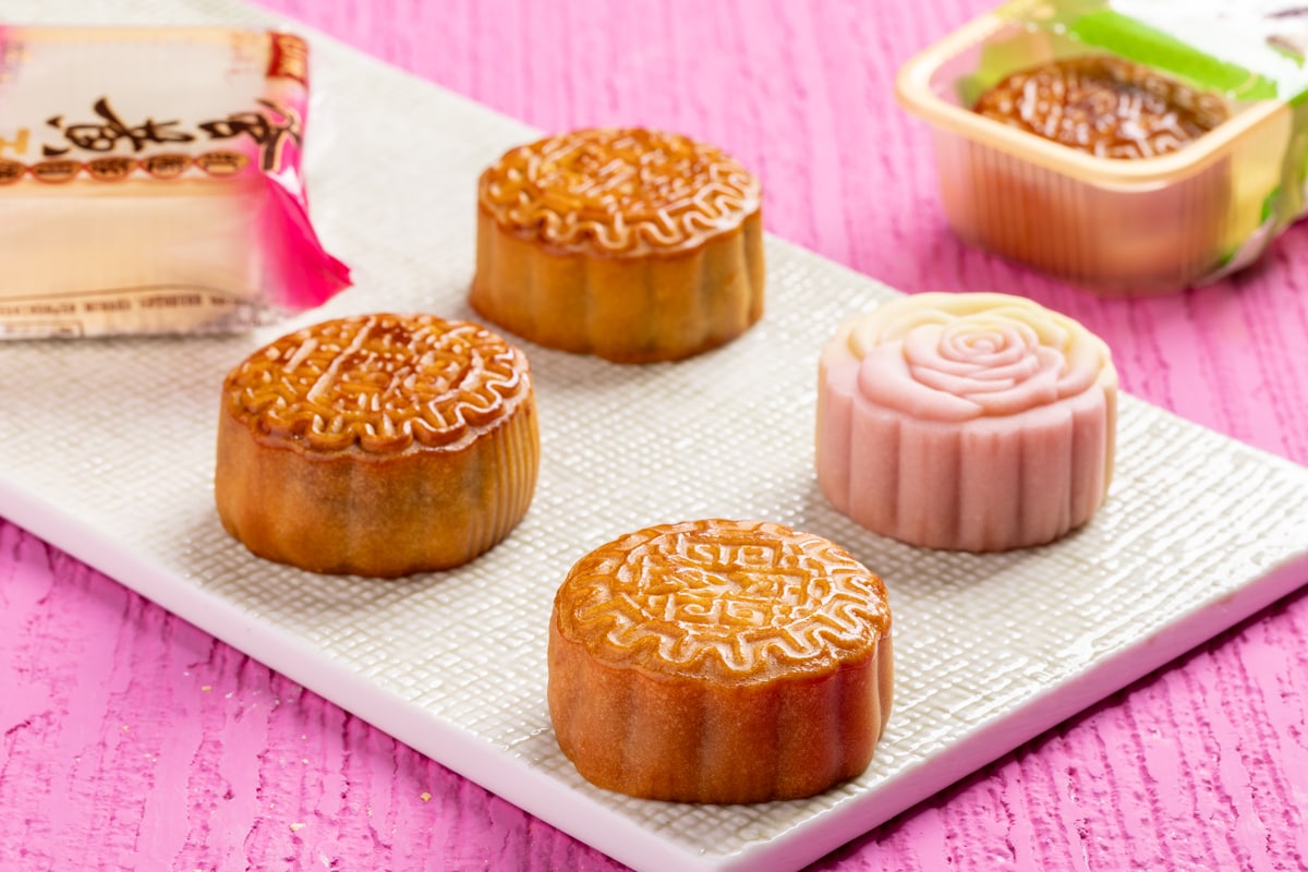 Che cos’è il mooncake? Cinque risposte sulla specialità cinese che sta conquistando l’occidente!