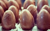 Cioccolato fondente o al latte: il dilemma dell'uovo di Pasqua