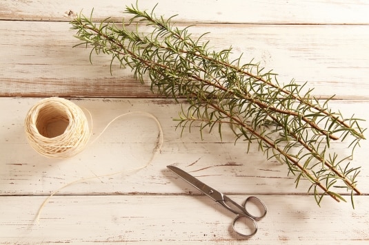 Segnaposto con il rosmarino DIY