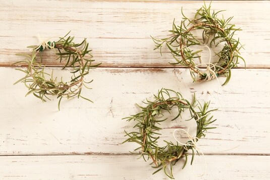 Segnaposto con il rosmarino DIY