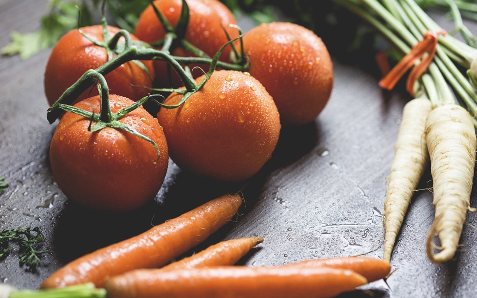 Dieta e sole: i cibi abbronzanti esistono davvero?