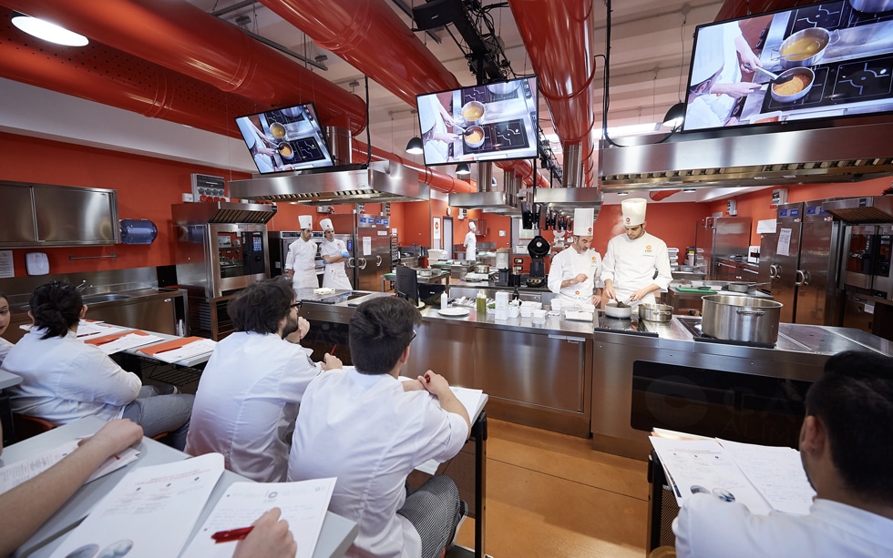 CAST Alimenti Open Day: un giorno di formazione gratuita per aspiranti chef 