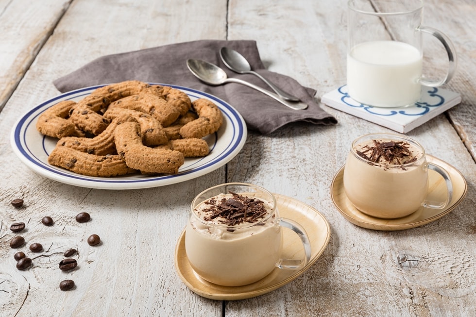 Crema al caffè: una ricetta per tutte le stagioni