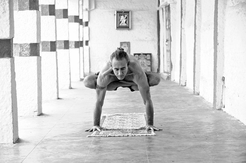 10 cose che forse non sai sullo yoga. L'intervista a Gabriele Severini