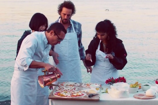 Una pizza di Sorbillo per festeggiare la serie tv Sense8