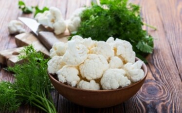 Cavolfiore, verdura detox: 5 trucchi per ridurre il cattivo odore in cucina