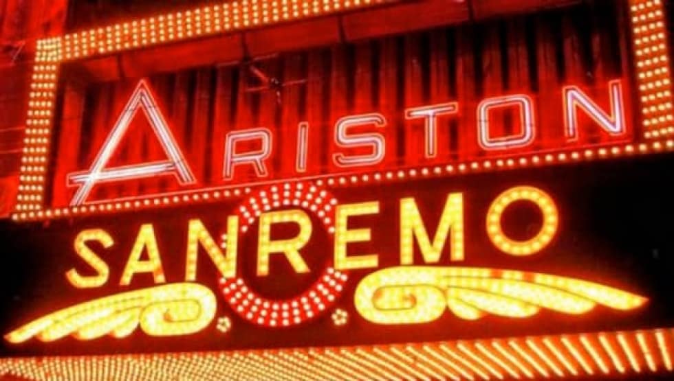 Piatti musicali: 15 canzoni che parlano di cibo e ricette, aspettando Sanremo