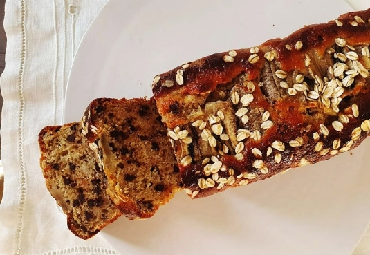 La ricetta del banana bread al cioccolato di Davide Comaschi: facile, veloce e soffice