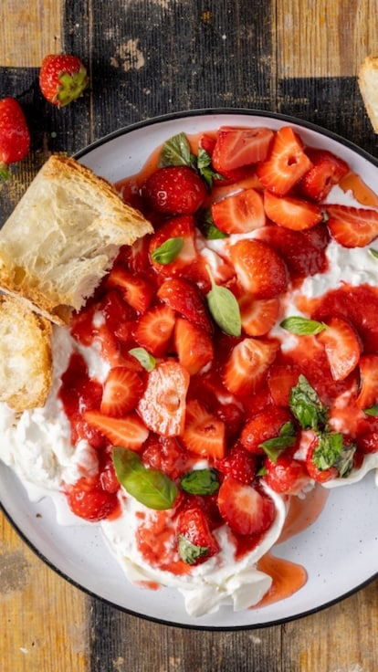 Maggio, frutta di stagione: 40 ricette per chi la ama alla follia