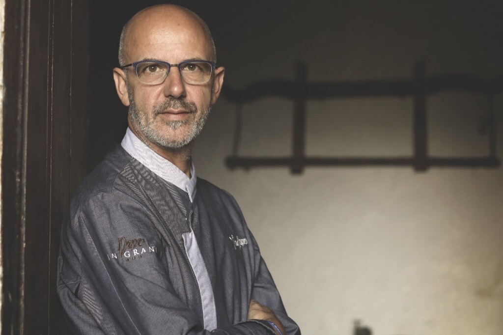 Coronavirus, Franco Pepe Cavaliere della Repubblica per il suo impegno: “Lo condivido con tutti gli chef” ricetta Coronavirus, Franco Pepe Cavaliere della Repubblica per il suo impegno: “Lo condivido con tutti gli chef”