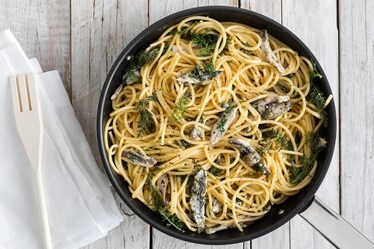 Ecco serviti 52 primi piatti di pesce per l'estate