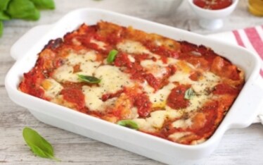 La pirofila della felicità: 18 ricette estive da fare al forno con gioia