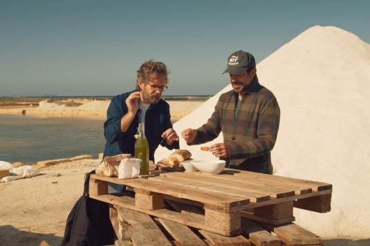 Dinner Club, lo show che racconta l’odissea del cibo italiano