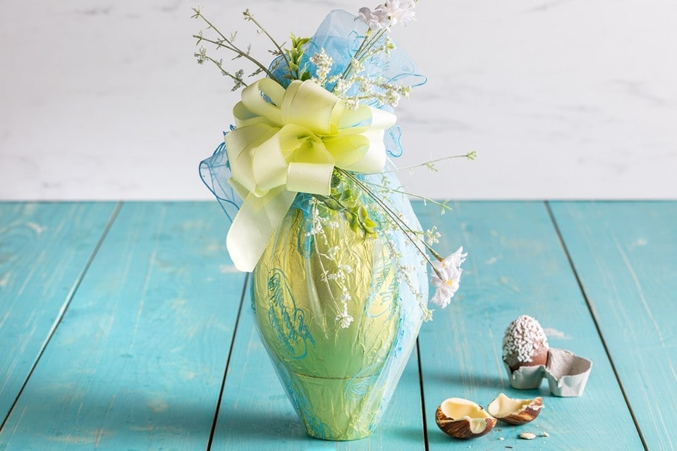 Uovo di pasqua di cioccolato