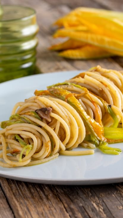 Menu di Pasqua facilissimo in 25 ricette dall'antipasto al dolce 