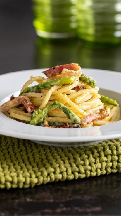 20 primi piatti con gli asparagi così buoni che li vorrai fare per tutta la primavera!