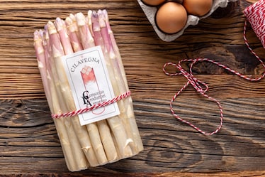 Gli asparagi rosa di Cilavegna, cosa sono e come si cucinano