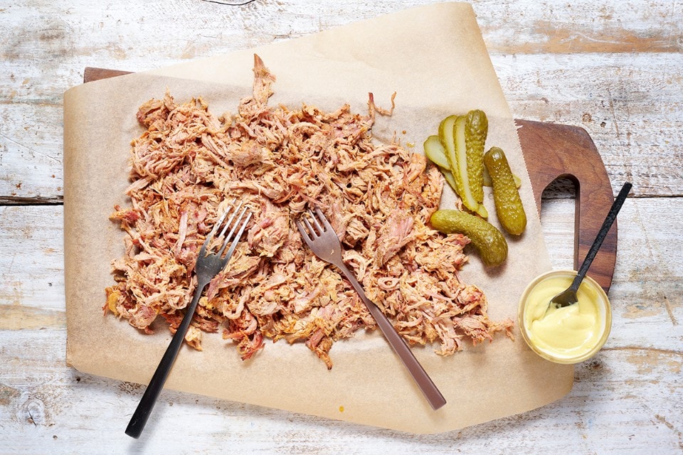 Cos'è il pulled pork: 5 risposte sul maiale sfilacciato più famoso d'America