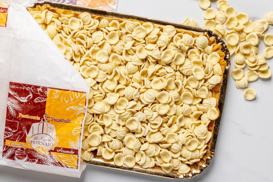 Ecco cosa ci trovi quando il pacco da giù arriva dalla Puglia!