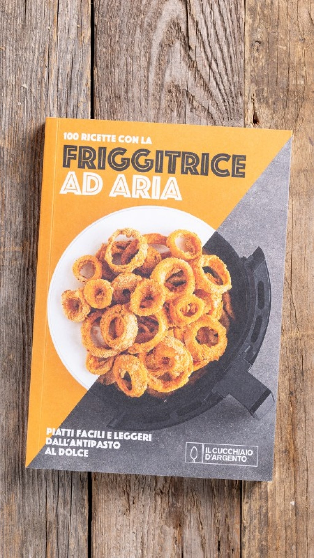 100 ricette con la friggitrice ad aria. Il nostro nuovo libro è in libreria!