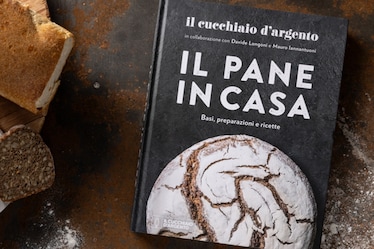 Facciamo il pane in casa! Dritte e segreti nel libro-guida del Cucchiaio d'Argento