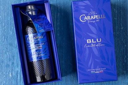 Addio alla bottiglia verde per l'olio EVO: ecco perché il blu potrebbe essere il suo nuovo colore