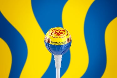 IKEA e Chupa Chups lanciano il lecca-lecca alla polpetta e non è (più) un pesce d’aprile 