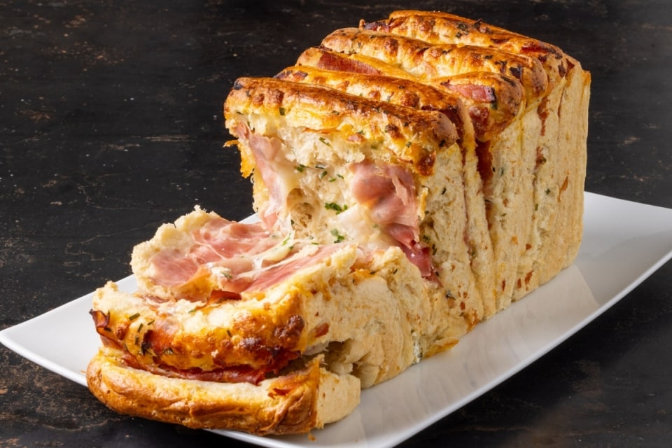 Pull apart bread salato