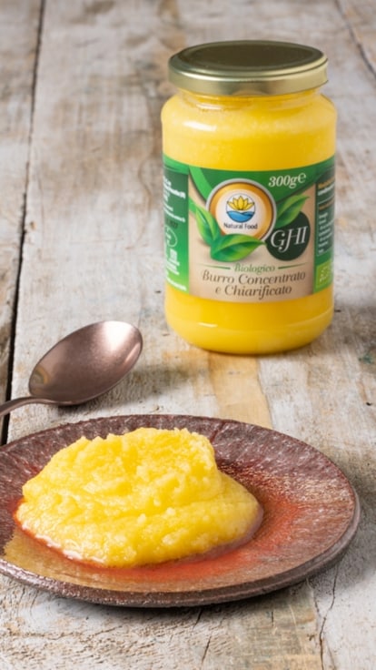 Cos'è il Ghee, il burro dorato della cucina indiana che l’Ayurveda usa da secoli