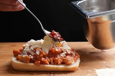 Il panino con la lingua di Casa Barozzi a Milano ti fa venire voglia di fare la scarpetta