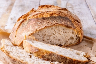 Carboidrati e dieta: perché ridurli è meglio che eliminarli. I consigli dell’esperta per un’alimentazione sana