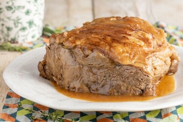 La carne grass-fed: cos’è, com’è, perché mangiarla e quanto costa