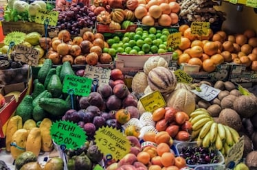 Guida all’acquisto di frutta e verdura: differenze fra prima e seconda scelta, come scegliere, a cosa stare attenti