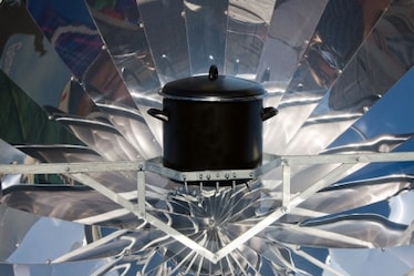 Ma tu lo sai che si può cucinare con il forno solare?