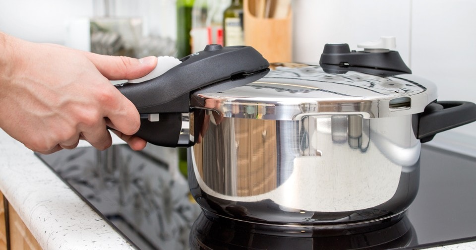 Come si cucina con la pentola a pressione e perché può farti risparmiare -  Cucchiaio d'Argento