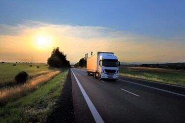 La rivincita del chilometro zero: l'impatto dei trasporti sulle emissioni di gas serra