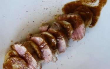 Filetto di Maiale con Pancetta, Patate e Salsa al Valpolicella