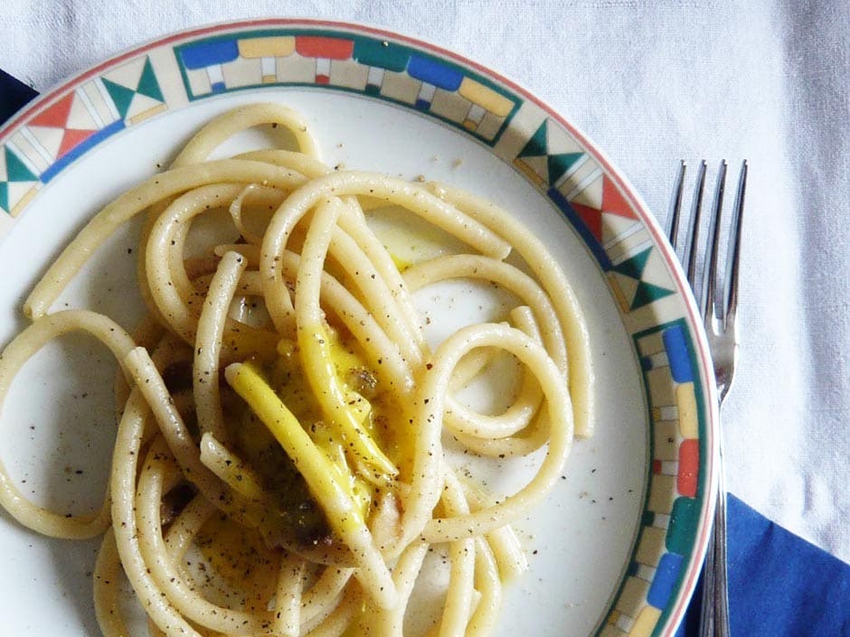 Maccheroncini con carbonara alla majonese ricetta