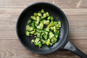 Preparazione Cannelloni di broccoli e salsa al gorgonzola - Fase 1
