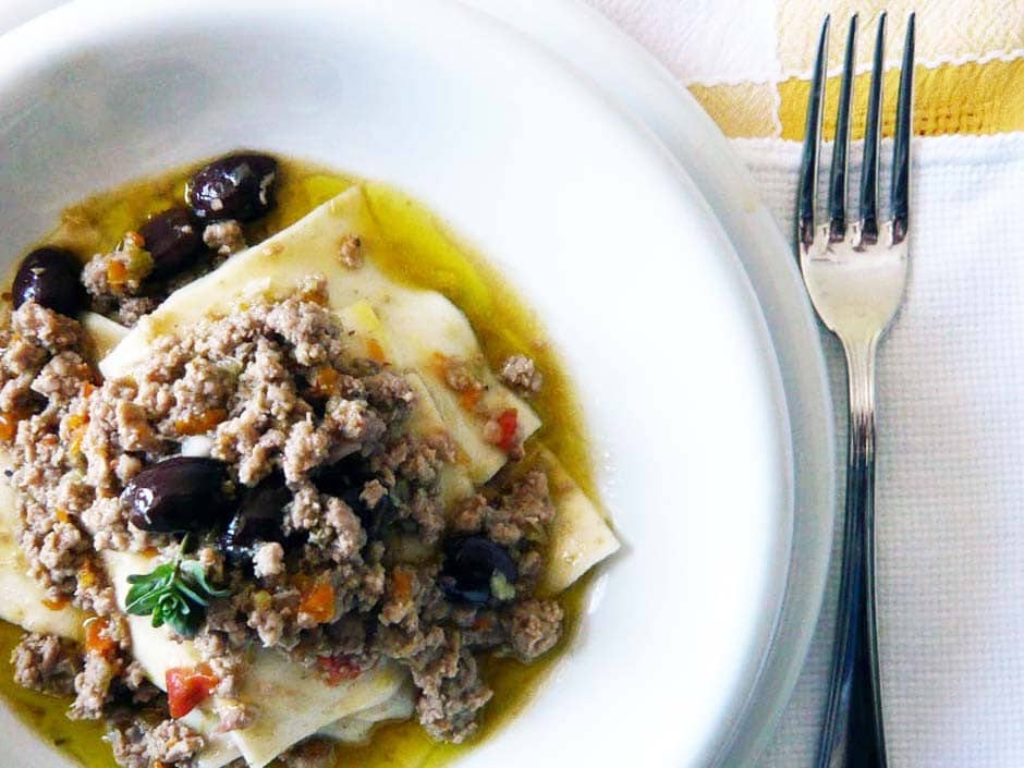 Lasagnette Con Ragù di Agnello e Olive ricetta