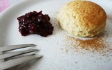 Scones Dolci con Marmellata di Ribes