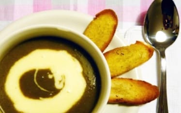 Vellutata di Carciofi e Fonduta di Taleggio