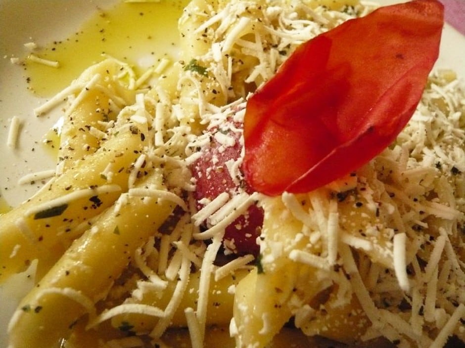 Penne con Pomodorini e Ricotta Salata ricetta