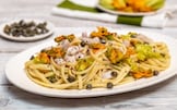 Linguine con cernia e fiori di zucca