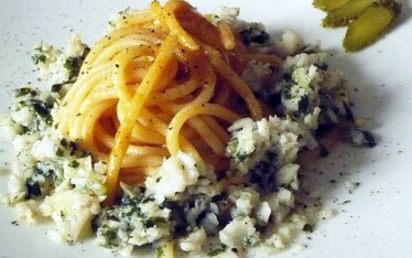 Spaghetti al pomodoro e ragù di Halibut al sedano